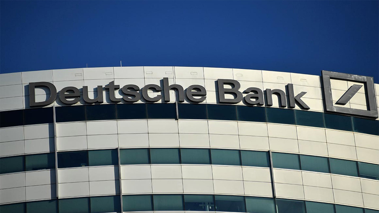 deutsche bank turk varliklarini tavsiye etti