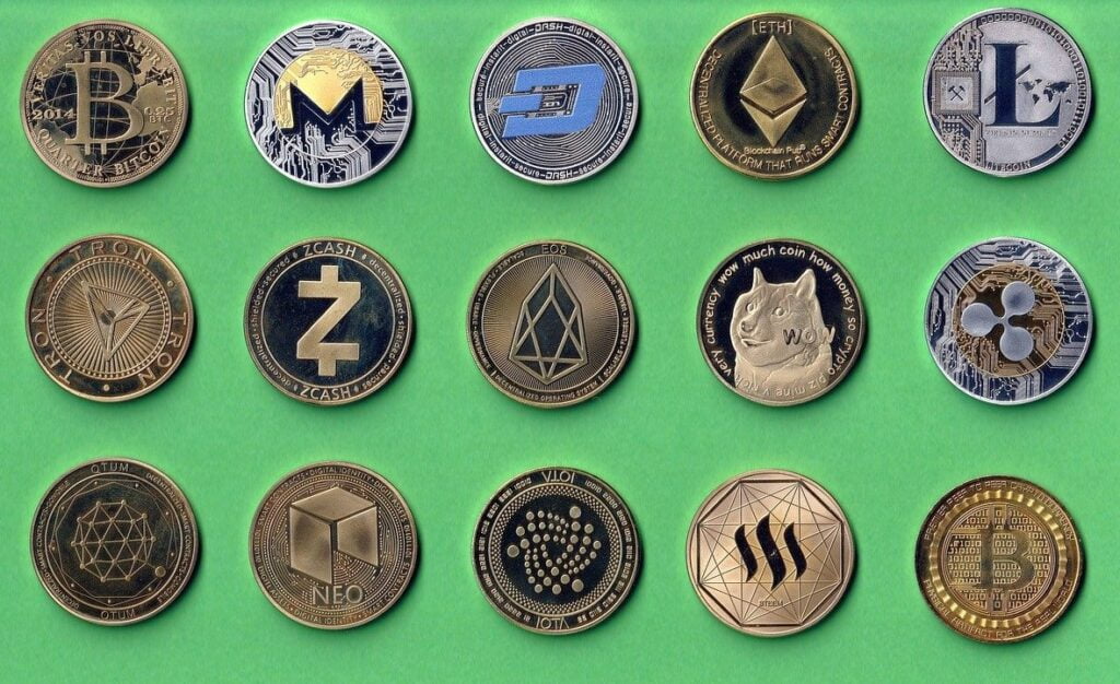 0081 altcoins ethereum litecoin bitcoin 5542091 1280a