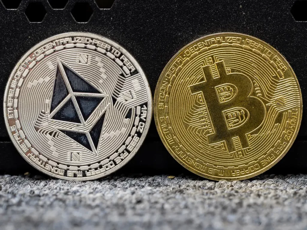 Efsanevi Analist Uyardı: Bitcoin ve Ethereum Bu Diplere Gidiyor!