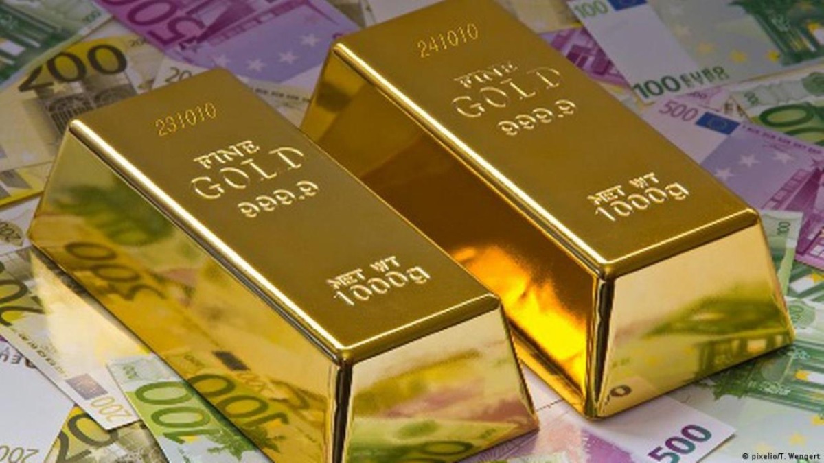 DeCarley Trading Founder: Gold Is Heading To This Top, But…