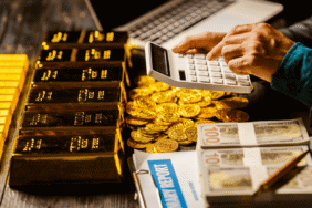 Altın Fiyatı Yeni Bir Rekor Kırdı: Yatırımcılar Nefesini Tuttu