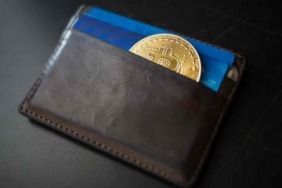 Coinbase’e 400 Milyon Dolarlık Darbe Sonrası Yatırımcılar Best Wallet İndiriyor!